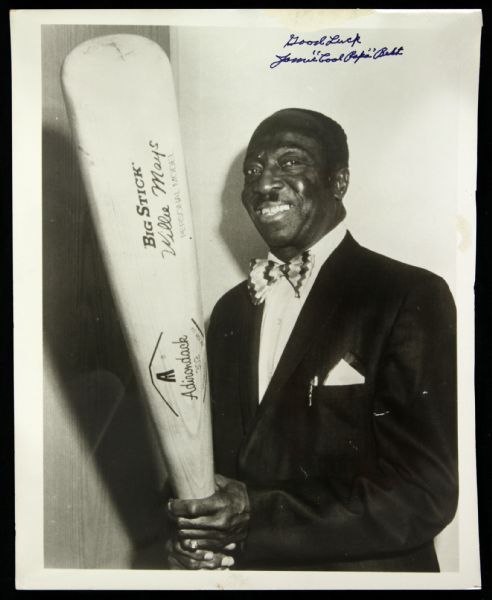 1922-91 James "Cool Papa" Bell signed Black and White Photo Negro League HOF 8" x 10" (JSA)