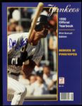1990 New York Yankees Yearbook w/ Don Mattingly Signature (JSA)