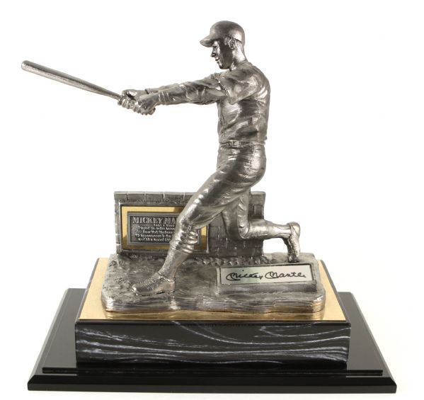 1995 Mickey Mantle New York Yankees Signed 10.5" Statue (JSA) 