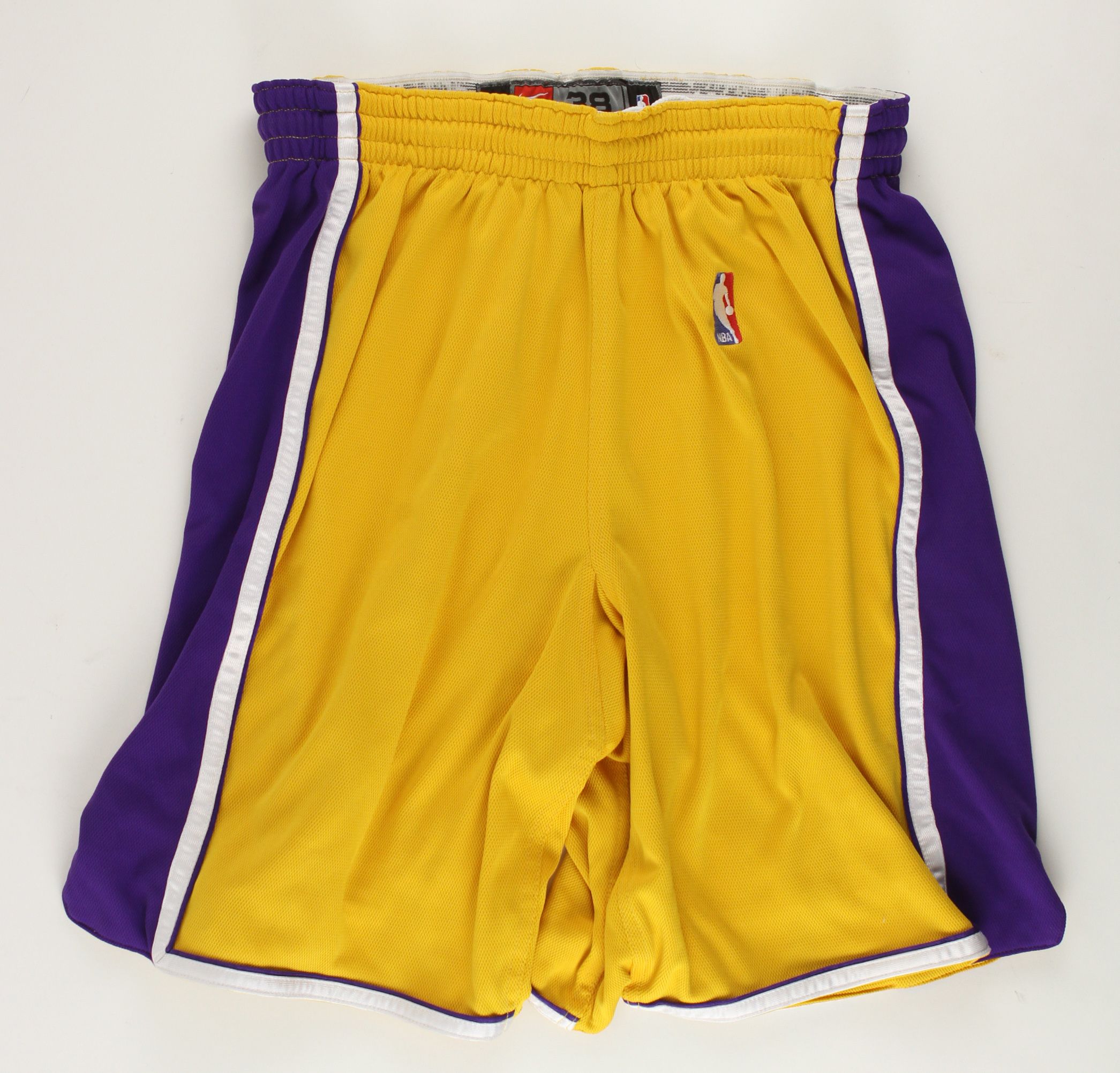 Lot Detail - 1999-2000 Kobe Bryant Los Angeles Lakers Game Worn Home ...