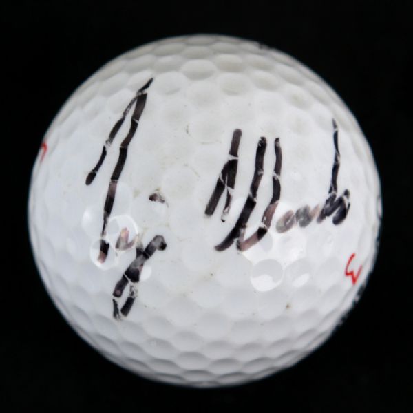 1990s Signed Tiger Woods Titleist Golf Ball - Early Signature  (PSA/DNA Full Letter)