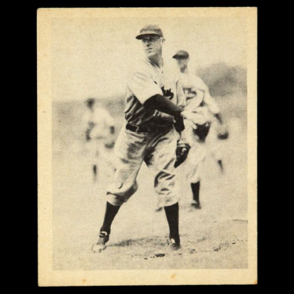 1939 Sylvester Johnson Philadelphia Phillies Play Ball #28 Baseball Card