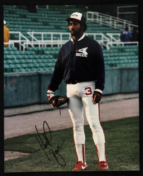 1980-89 Harold Baines Chicago White Sox Signed 8" x 10" Photo *JSA*