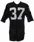 1985-86 Lester Hayes Los Angeles Raiders Game Worn Home Jersey (MEARS LOA)