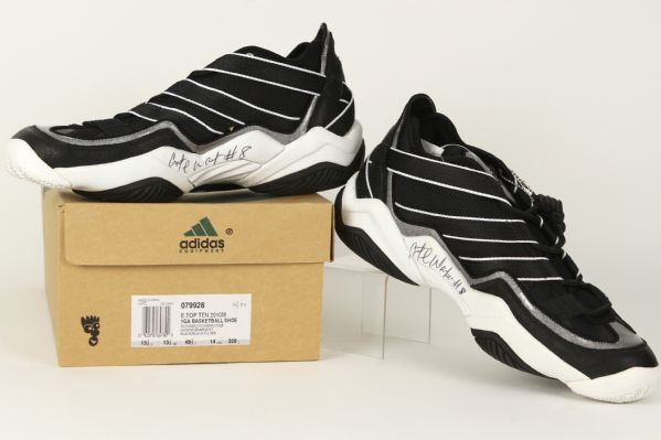 1996 Antoine Walker Boston Celtics Signed Adidas Shoes (JSA)