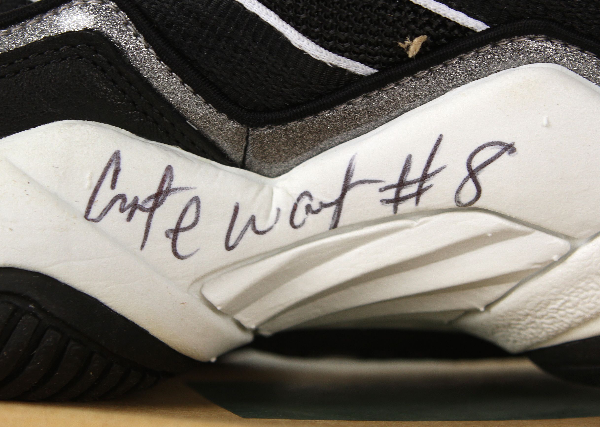 Lot Detail - 1996 Antoine Walker Boston Celtics Signed Adidas Shoes (JSA)