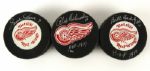 1970s Gordie Howe Bill Gadsby Alex Delvecchio Detroit Red Wings Signed Hockey Pucks - Lot of 3 (JSA)