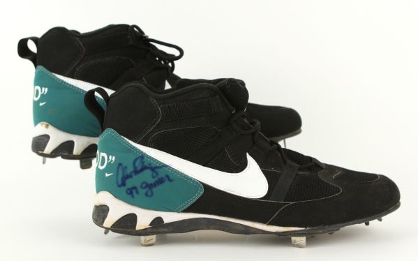1997 Alex Rodriguez Seattle Mariners Signed Game Worn Cleats (MEARS LOA/JSA)