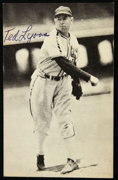 1973 Ted Lyons Chicago White Sox Signed 3 1/2" x 5 1/2" Postcard (JSA)