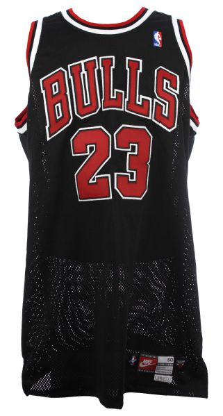 1997 circa Michael Jordan Chicago Bulls Black Retail Jersey