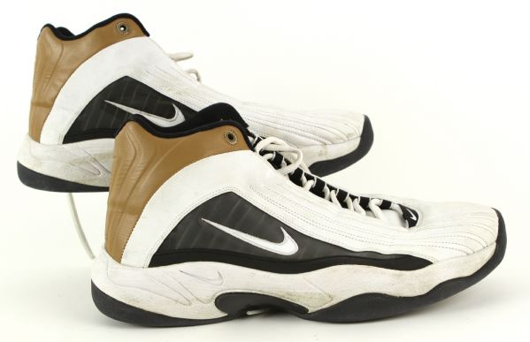 1999-2001 Ricky Williams New Orleans Saints Signed Nike Shoes (JSA)