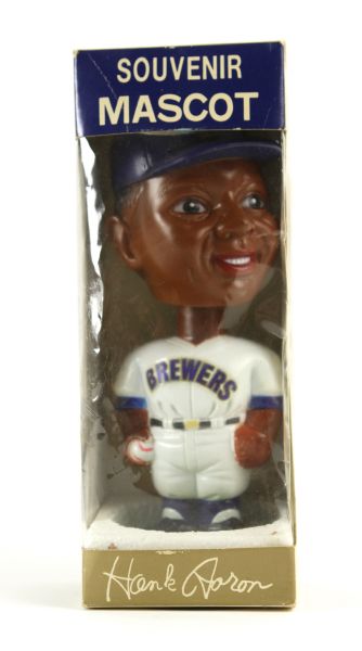 1975 Hank Aaron Milwaukee Brewers MIB Souvenir Mascot Nodder 