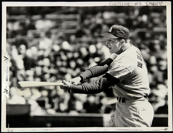 1962 Stan Musial St. Louis Cardinals 7”x9” B&W Original Press Wire Photo