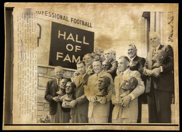 1996 Pro Football  Hall of Fame Class Photo George McAfee, Bill Dudlee, Joe Guyon, Arnie Herber, John McNally, Clyde Turner 