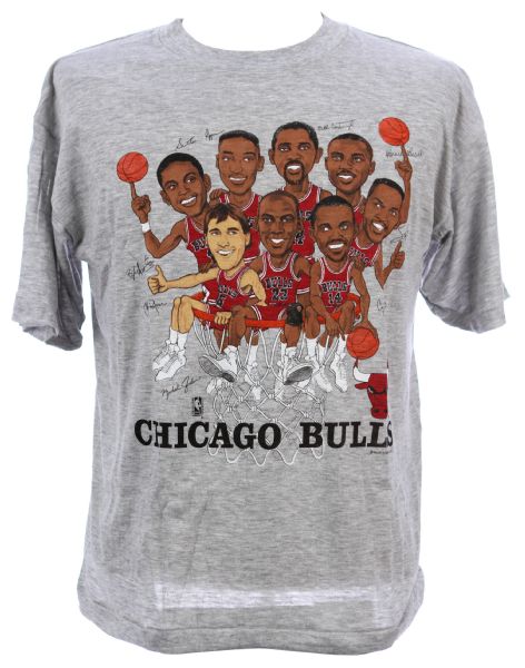 1990s Nutmeg Michael Jordan Chicago Bulls Complete Team Characters T-Shirt Sponsored by the Illinois State Lottery (2)