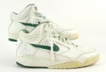 1991-92 Dale Ellis Milwaukee Bucks Signed Game Worn Nike Sneakers (MEARS LOA/JSA)
