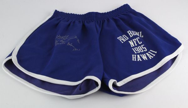 1985 Mike Singletary Chicago Bears Sign Pro Bowl Practice Worn Shorts (MEARS LOA/JSA)