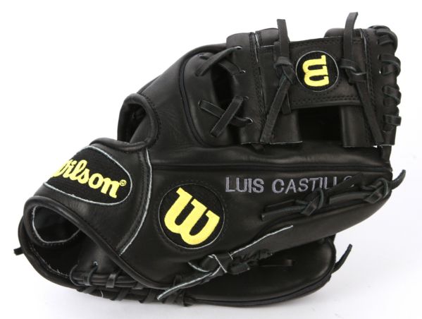 2000s Luis Castillo Professional Model Game Issued Wilson Fielders Mitt (MEARS LOA)