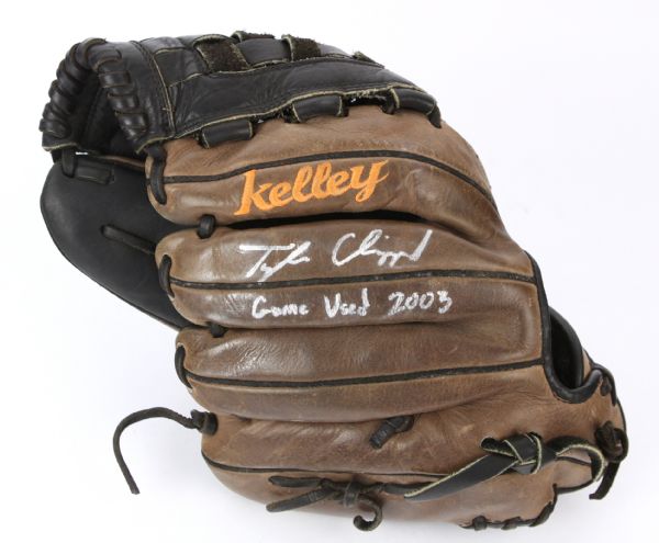 2003 Tyler Clippard Gulf Coast Yankees Signed Game Used Kelley Fielders Mitt (MEARS LOA/JSA)