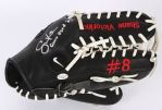 2007 Shane Victorino Philadelphia Phillies Signed Game Worn Nike Fielders Mitt (MEARS LOA/JSA)