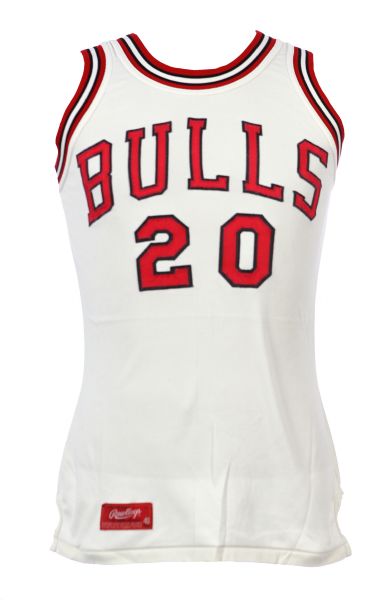 1977-87 Chicago Bulls #20 Rawlings Salesman Sample Home Jersey (MEARS LOA)
