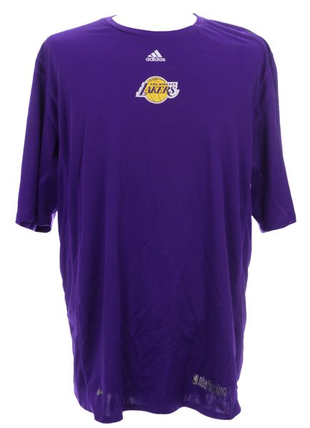 2009 Kobe Bryant Los Angeles Lakers Practice Worn Shooting Shirt & Shorts (MEARS LOA)