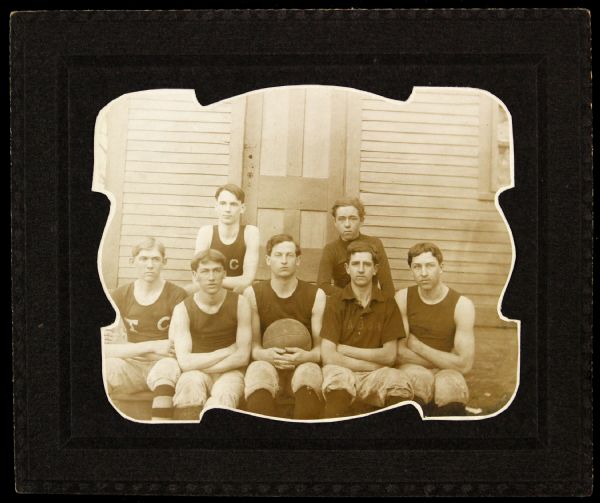 1910 circa Young Adult 6x7 Basketball Photo on Mount