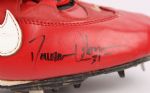 1998 Donovan Osborne St. Louis Cardinals Signed Game Worn Cleats (MEARS LOA/JSA)