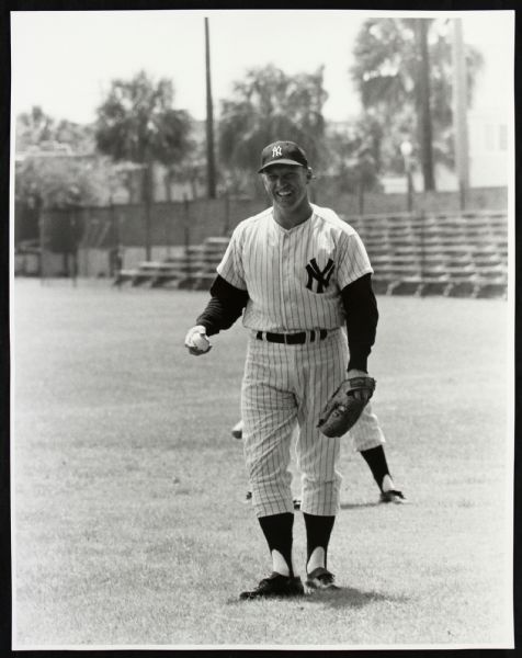 1960s Mickey Mantle New York Yankees 11" x 14" Modern Reprint Photo