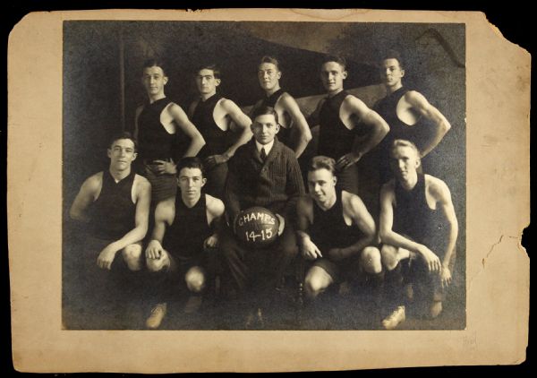 1914-15 Buffalo New York Basketball Champs 8.75" x 12.5" Mounted Team Photo