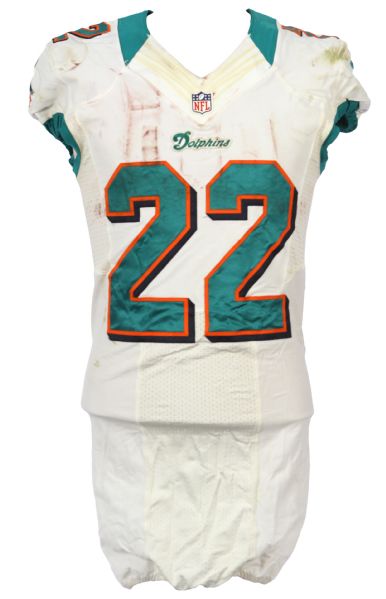 2012 (December 2) Reggie Bush Miami Dolphins Game Worn Home Jersey (MEARS A10 / Team COA)
