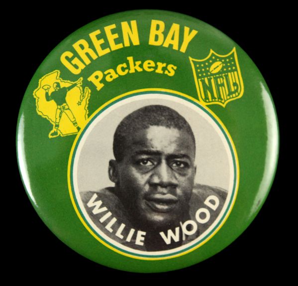 1965-67 circa EXTREMELY RARE Asco Willie Wood Green Bay Packers 3 ½” Celluloid Player Photo Pinback Button (Provenance from the Paul Muchinsky Collection)