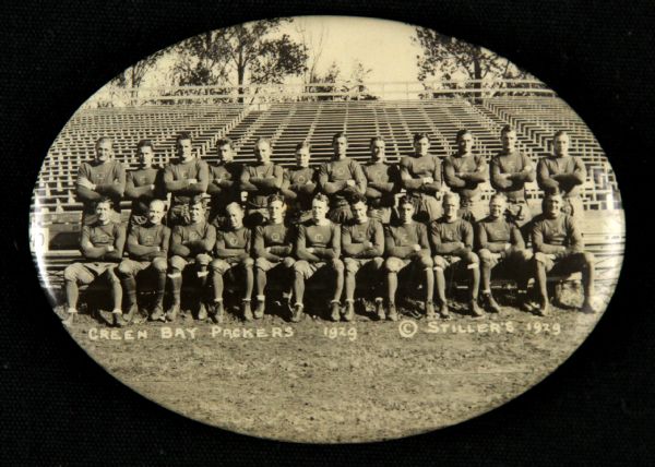 1929 Ultra Rare Green Bay Packers World Champions 2”x2 ¾” Stillers Photography Studio Real Photo Celluloid Oval Mirror Back (1 of 2 known) - Paul Muchinsky Collection