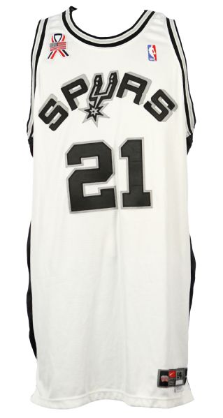 2001-02 Tim Duncan San Antonio Spurs Game Worn Home Jersey (MEARS LOA)