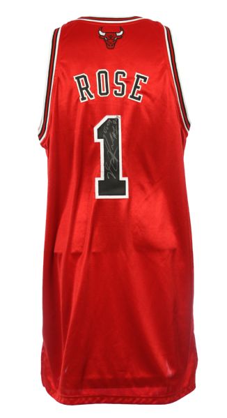 2008-09 Derrick Rose Chicago Bulls Signed Game Worn Road Jersey w/ Red 2 Memorial Patch (MEARS LOA/JSA) Rookie Season