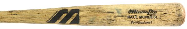 2000 circa  Raul Modnesi Toronto Blue Jays Mizuno Professional Model Game Used Bat (MEARS LOA)