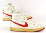 1982-83 Paul Pressey Milwaukee Bucks Signed Game Worn Nike Sneakers (MEARS LOA)