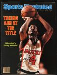1982 Sidney Moncrief Milwaukee Bucks Signed Sports Illustrated Magazine (JSA)