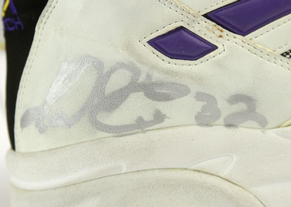 Tech Mailman Lot Detail - 1994 Karl Malone Utah Jazz Signed Western Conference ...