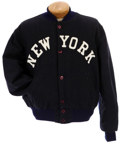1980s New York Empire Size XL Quilted Jacket