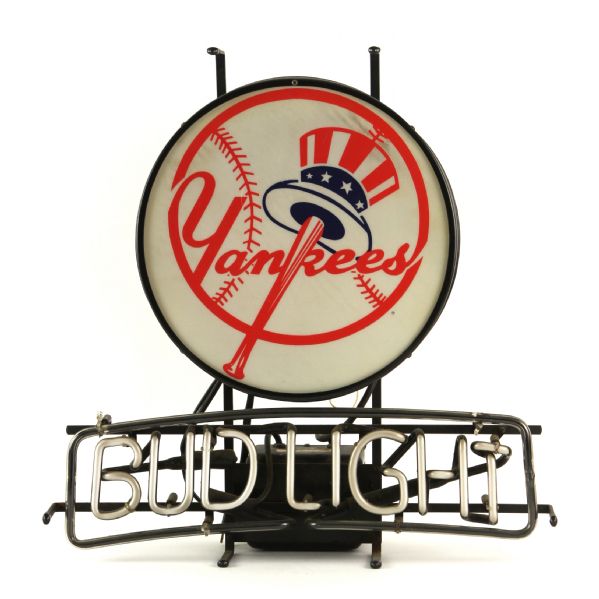 1982 circa New York Yankees Bud Light Neon Bar Sign