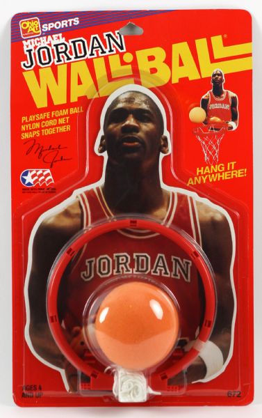 1990 Michael Jordan Chicago Bulls Ohio Arts Sports MOC Wall Ball Set