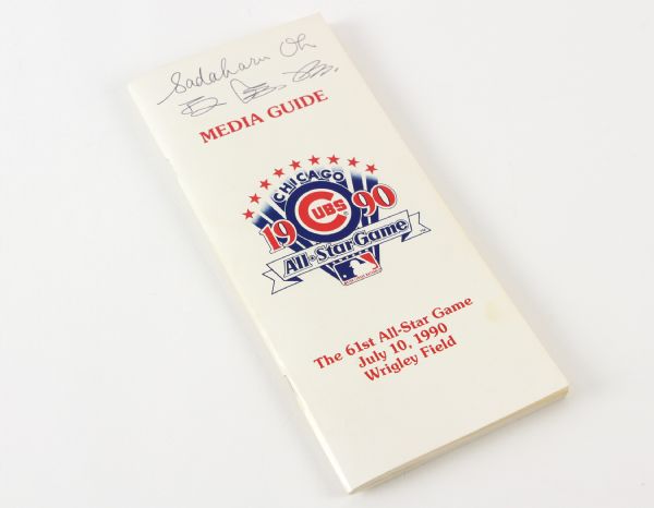 1990 Sadaharu Oh Yomiuri Giants Signed Wrigley Field All Star Game Media Guide (JSA)