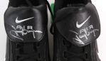 2000-01 Tony Gwynn San Diego Padres Signed Game Worn Nike Cleats (MEARS LOA/JSA)