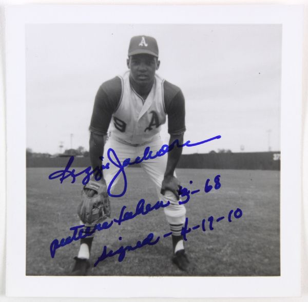 2010 Reggie Jackson Oakland Atheltics Signed 3.5" x 3.5" Early Career Photo (JSA)  