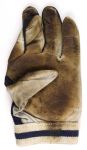 1980's Carlton Fisk Chicago White Sox Signed Game Worn Batting Glove (MEARS LOA/JSA)