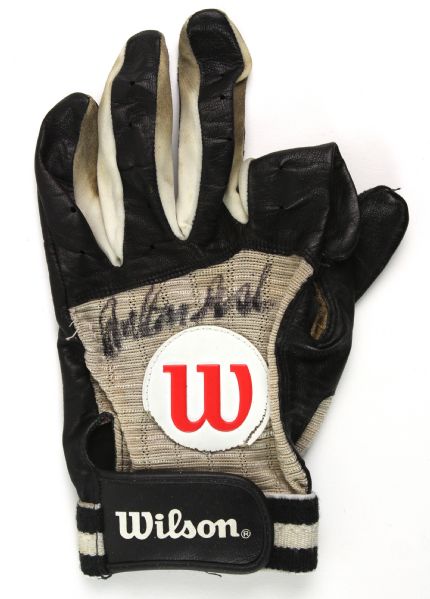 1990s Carlton Fisk Chicago White Sox Signed Game Worn Batting Glove (MEARS LOA/JSA)