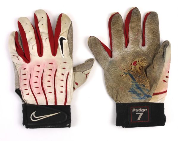 2000s Ivan Rodriguez Texas Rangers Signed Game Worn Batting Gloves (MEARS LOA/JSA)