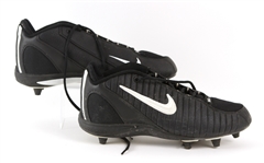 2001 Curtis Martin New England Patriots Practice Worn Nike Cleats (MEARS LOA)