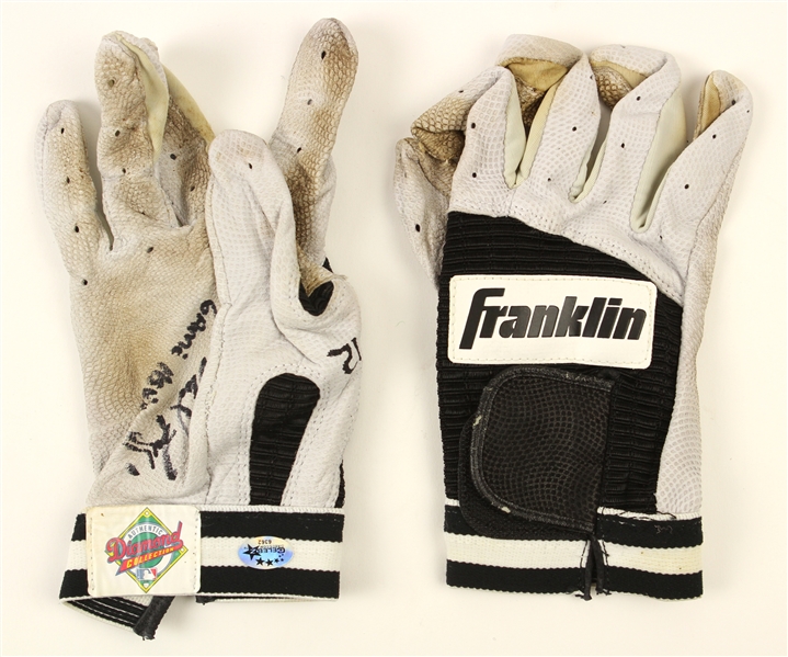 1998-99 Wade Boggs Tampa Bay Devil Rays Signed Game Worn Batting Gloves (MEARS LOA/JSA)